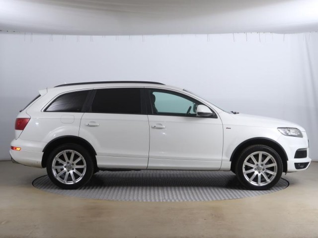 Audi Q7  3.0 TDI S-Line