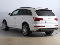 Audi Q7  3.0 TDI S-Line