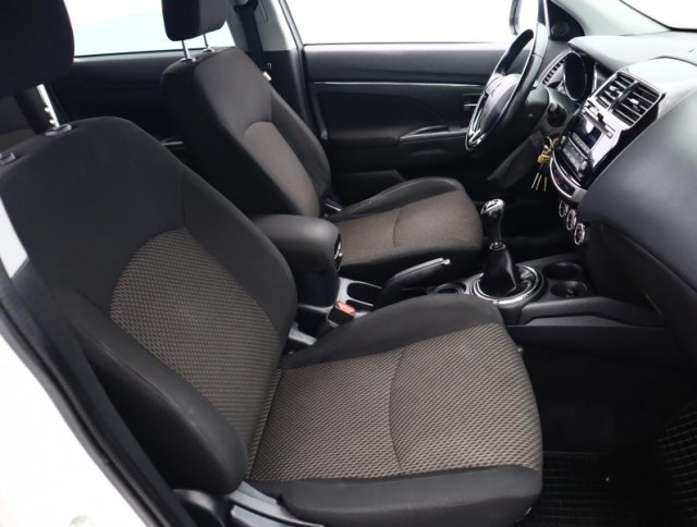 Mitsubishi ASX  1.6 MIVEC 
