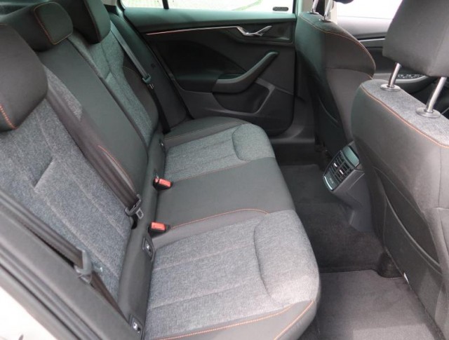 Škoda Kamiq  1.5 TSI Ambition Plus