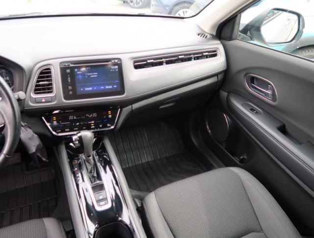 Honda HR-V  1.5 i-VTEC 