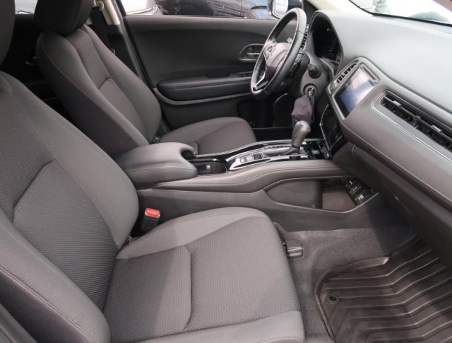 Honda HR-V  1.5 i-VTEC 