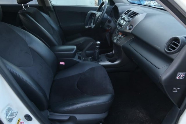 Toyota RAV 4  2.2 D-4D 