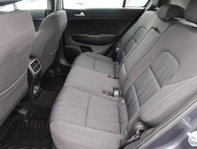 Kia Sportage  1.7 CRDi Comfort