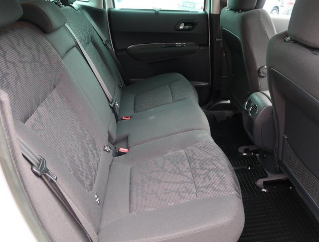 Peugeot 3008  1.6 THP 