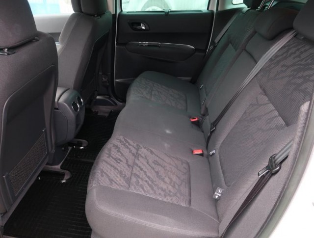 Peugeot 3008  1.6 THP 