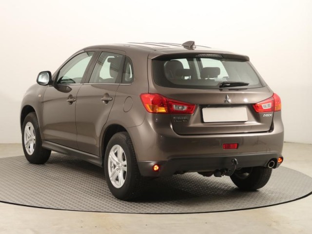 Mitsubishi ASX  1.6 MIVEC 