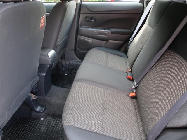 Mitsubishi ASX  1.6 MIVEC 