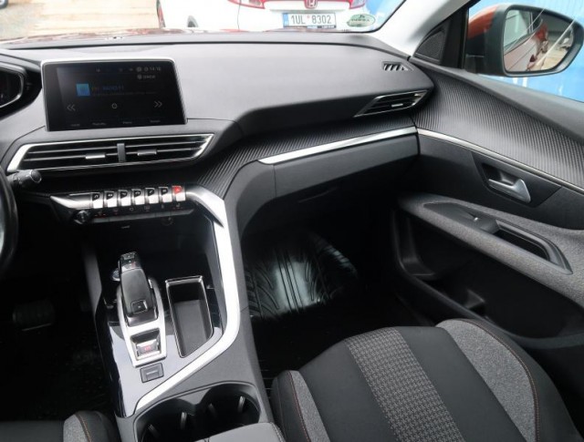 Peugeot 3008  1.6 BlueHDi Active