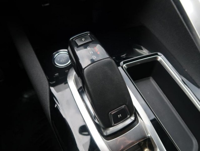Peugeot 3008  1.6 BlueHDi Active