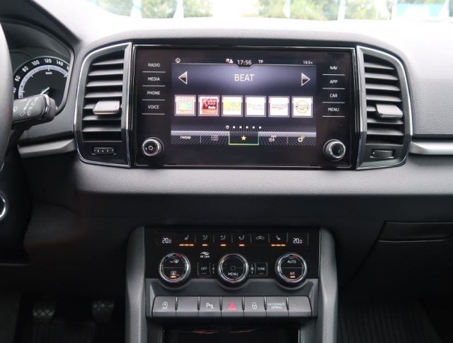 Škoda Karoq  1.5 TSI Ambition