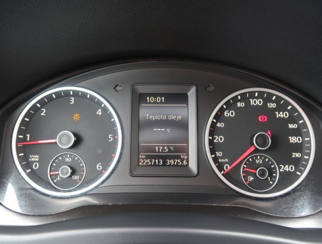 Volkswagen Tiguan  2.0 TDI 