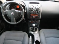 Nissan Qashqai  1.6 