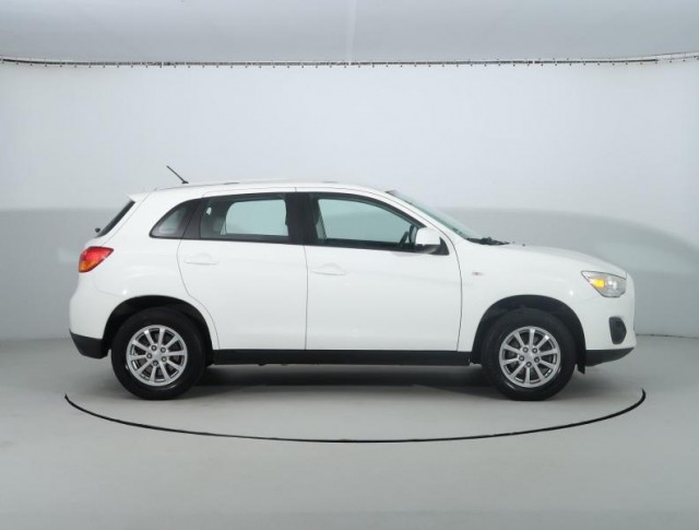 Mitsubishi ASX  1.6 MIVEC Invite