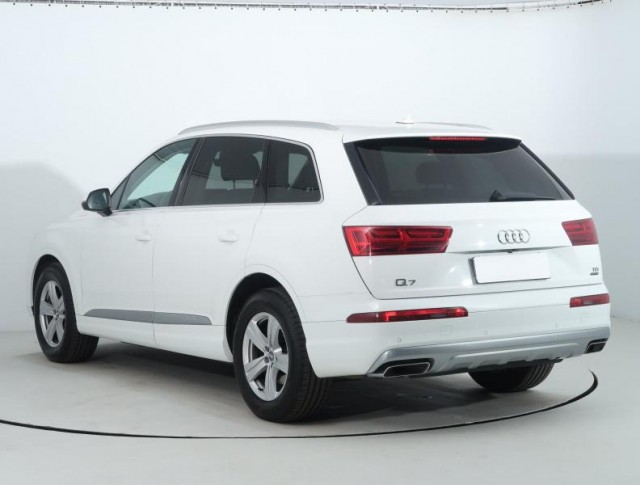 Audi Q7  3.0 TDI 