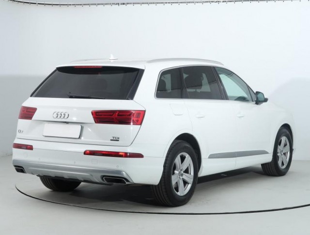 Audi Q7  3.0 TDI 