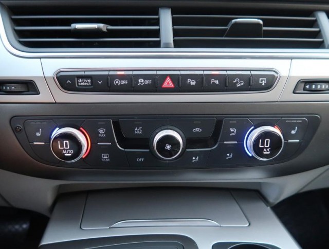 Audi Q7  3.0 TDI 