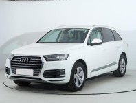Audi Q7  3.0 TDI 