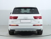 Audi Q7  3.0 TDI 