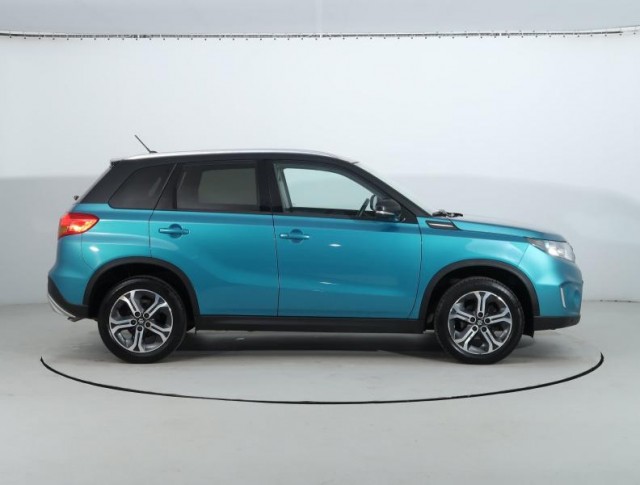 Suzuki Vitara  1.6 VVT Elegance