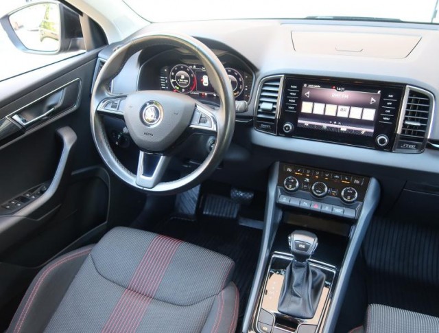 Škoda Karoq  1.5 TSI Style