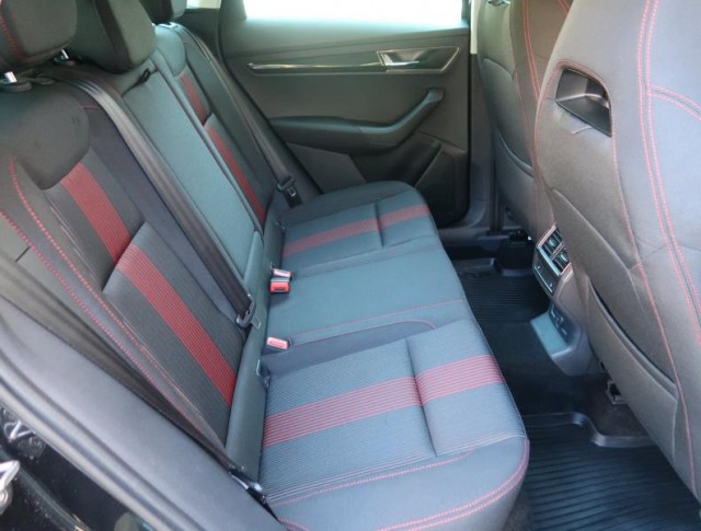 Škoda Karoq  1.5 TSI Style