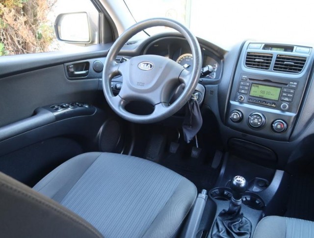 Kia Sportage  2.0 16V 