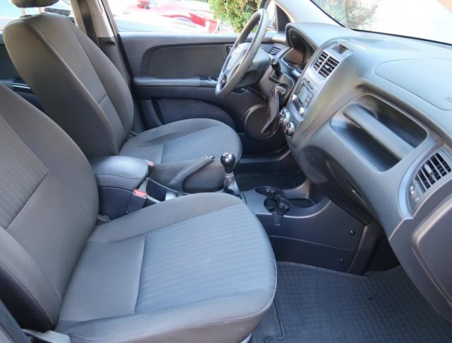 Kia Sportage  2.0 16V 