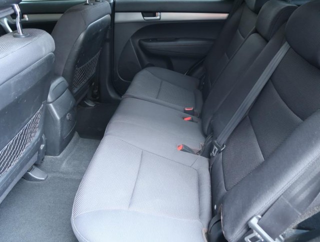 Kia Sorento  2.2 CRDi 