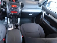Kia Sorento  2.2 CRDi 