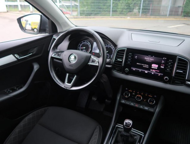 Škoda Karoq  1.5 TSI 