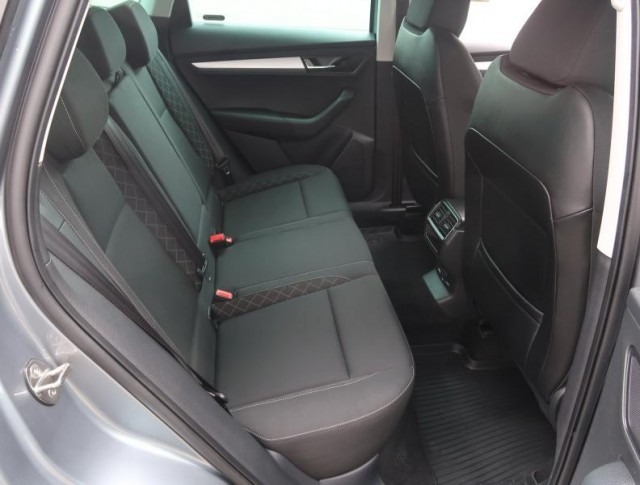 Škoda Karoq  1.5 TSI 