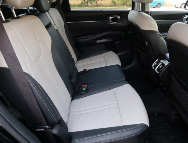 Kia Sorento  2.2 CRDi TOP