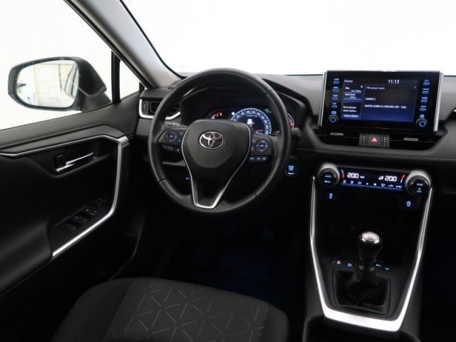 Toyota RAV 4  2.0 Valvematic 