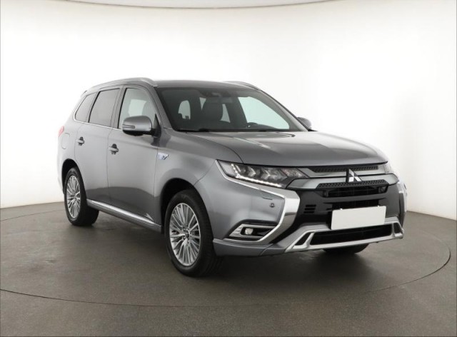 Mitsubishi Outlander  2.4 PHEV 
