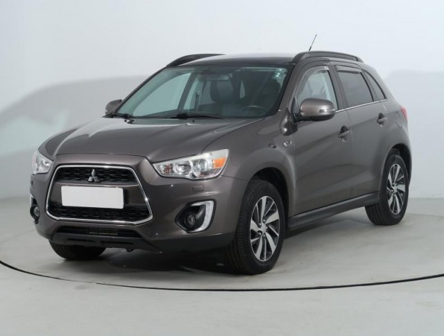 Mitsubishi ASX  2.2 DI-D 