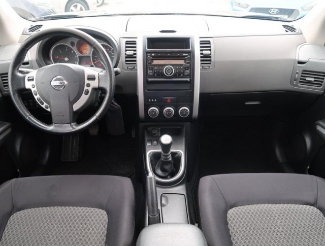 Nissan X-Trail  2.0 dCi 