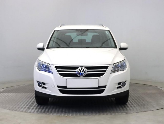 Volkswagen Tiguan  2.0 TSI 