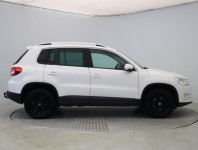 Volkswagen Tiguan  2.0 TSI 
