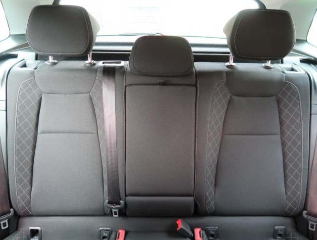 Škoda Karoq  1.5 TSI Ambition