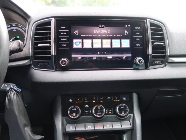 Škoda Karoq  1.5 TSI Ambition
