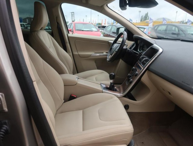 Volvo XC60  D4 Base