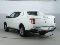 Mitsubishi L200  2.4 DI-D Intense