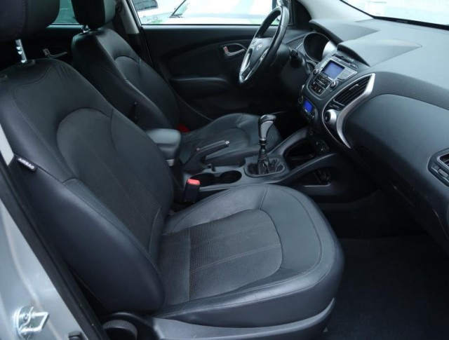 Hyundai ix35  1.6 GDI 