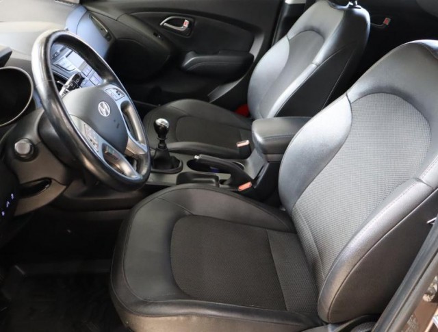 Hyundai ix35  1.6 GDI 