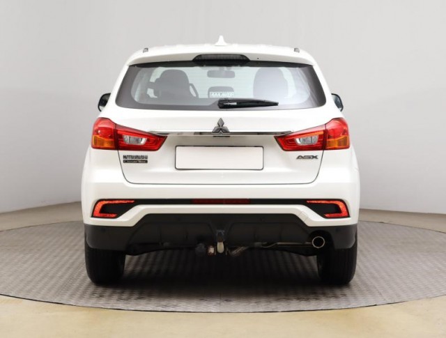 Mitsubishi ASX  1.6 MIVEC 