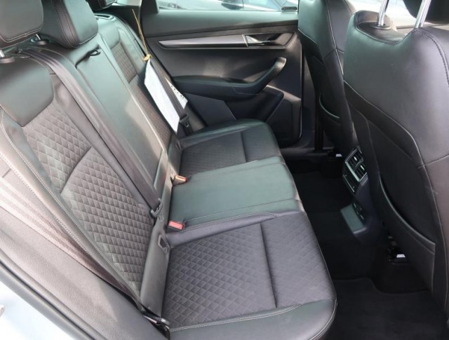 Škoda Karoq  1.5 TSI 