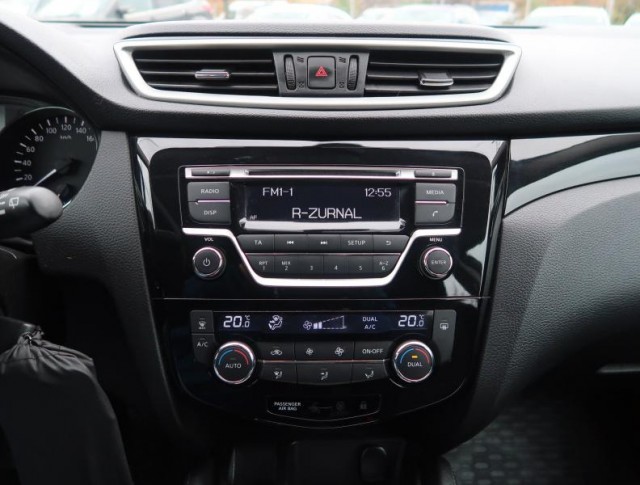 Nissan Qashqai  1.2 DIG-T Acenta