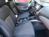 Mitsubishi L200  2.4 DI-D Intense