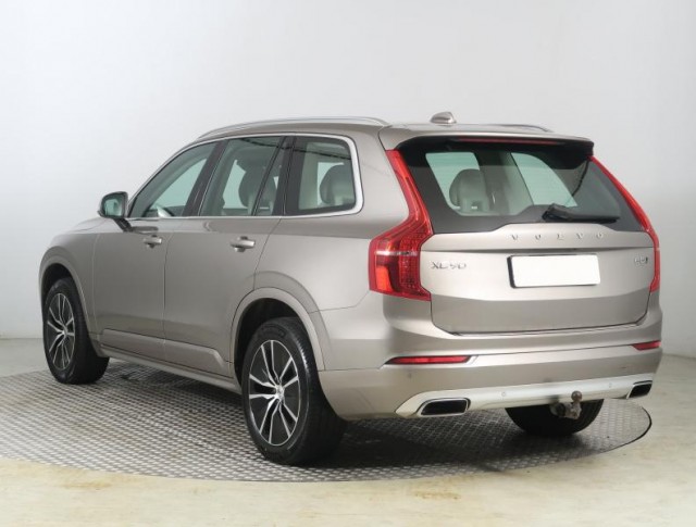 Volvo XC90  B5 AWD 
